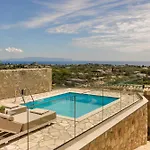 Ipoliti Luxury Living Βίλα