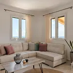 Ipoliti Luxury Living * Σβορωνάτα