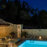 Βίλα Ipoliti Luxury Living Σβορωνάτα