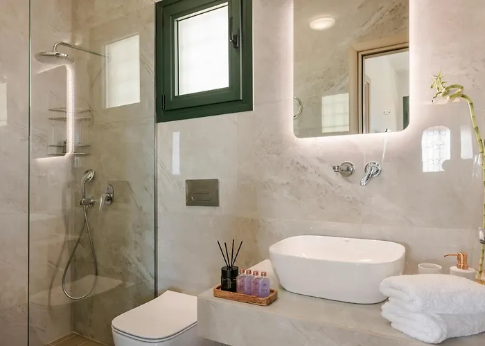 Ipoliti Luxury Living