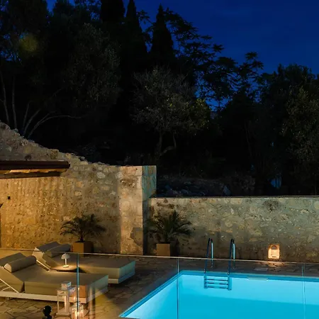 빌라 Ipoliti Luxury Living 스보로나타